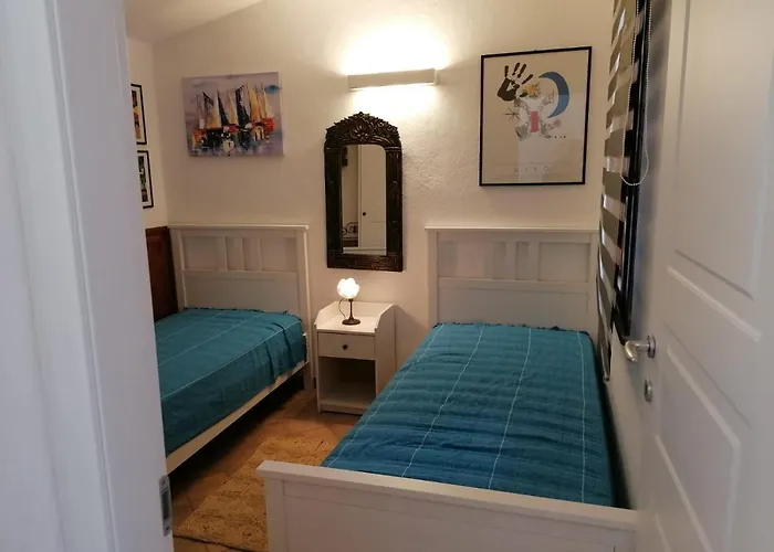 Luna Semesterbostad Villasimius